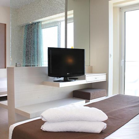 إياليسوس Sea Melody Beach Hotel Apartments المظهر الخارجي الصورة