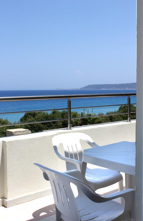إياليسوس Sea Melody Beach Hotel Apartments الغرفة الصورة