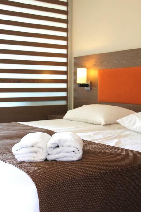 إياليسوس Sea Melody Beach Hotel Apartments المظهر الخارجي الصورة